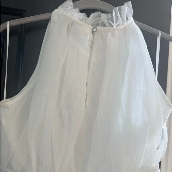 Aura Shock & Awe White Sleeveless Ruffled Tiered Tulle Maxi Dress NWT - Picture 7 of 7